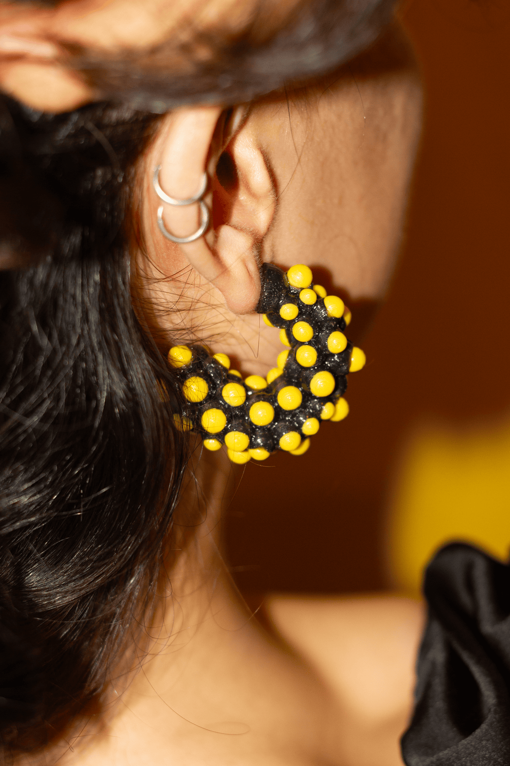 Tripofobia earring (1UD)